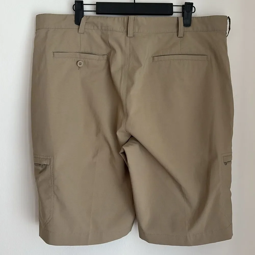Nike Men’s golf shorts dry-fit cargo tan beige performance quick dry size 36 EUC